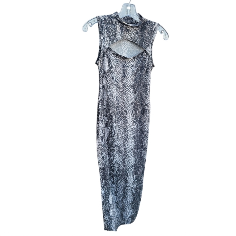 EUC Forever Rose Black and Gray Snakeskin Cutout Sleeveless Maxi Dress